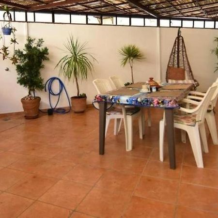 Appartement Elegant Et Climatise Au Centre Avec Terrasse - Proche Plage Et Attractions ! Tangier Exterior photo